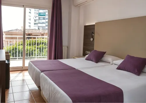 MedPlaya Hotel Alba Beach - parking
