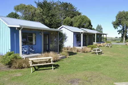 Catlins Newhaven Holiday Park Отели в г. Кака Пойнт
