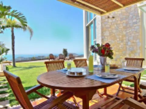 Villa TakeOff Saronida Hotels in Saronikos