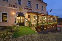 Hotel Podhrad のホテル
