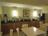 Red Carpet Inn and Suites Monmouth Junction Hotel a Monroe