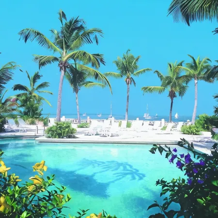 Coco Reef Resort & Spa