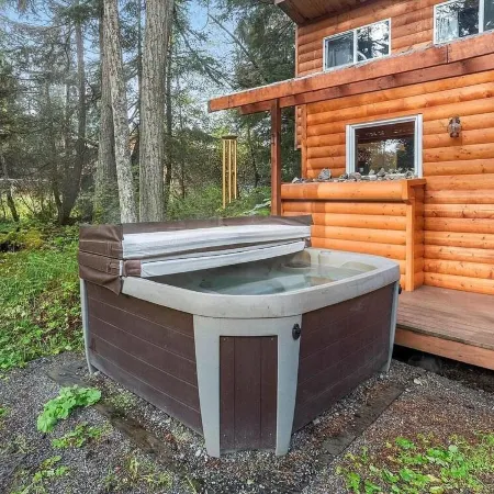 Alyeska Spruce Cabin