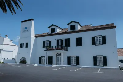 Lagoa Hostel & Suites Hotels in Agua De Pau