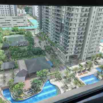 Flair Towers Staycation with Pool Fitness & Recreational Facilities