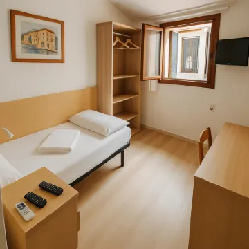 Hotel Modena Old Town