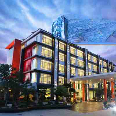 Avada Hotel Hotel Exterior