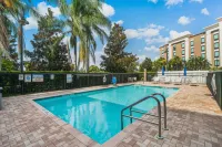 Holiday Inn Express & Suites Orlando - Apopka