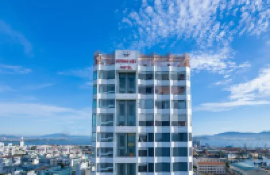 Huong Viet Hotel Quy Nhon - Beachfront