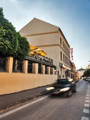 Hotel Capital with Private Wellness