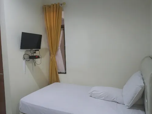 Modern Indekos Cilegon Syariah RedPartner - parking