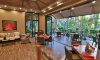 Tahiti Village Resort & Spa - pantai