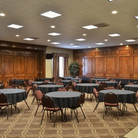 Ashmore Inn and Suites Lubbock