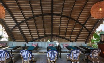 Saranda Boutique Hotel