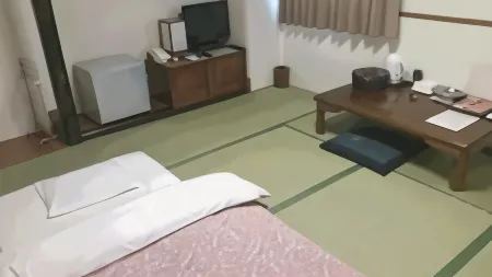 Kitaguchi Hotel Отели рядом со станцией JR Itoshino station