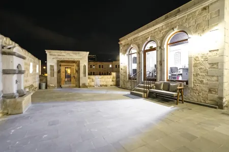 Sapphire Stone Hotel