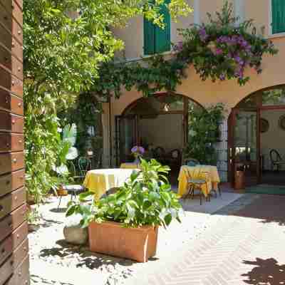 Hotel San Filis Hotel Exterior