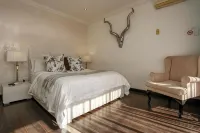 Sanchia Luxury Guest House Hotels in Durban North