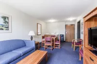 Super 8 by Wyndham Norwich Hotels in Chenango County