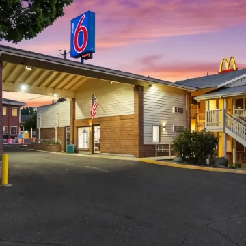 Motel 6 Clarkston, WA
