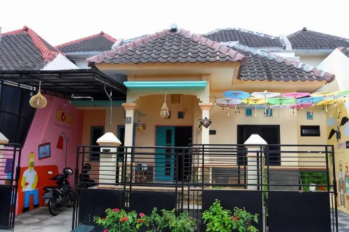 Casa de Vie Homestay Hotel di Malang City