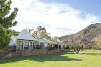 De Oude Meul Country Lodge & Restaurant - parking