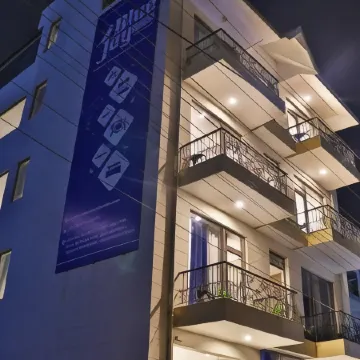 The Blue Jay Hostel - Dorms & Room's