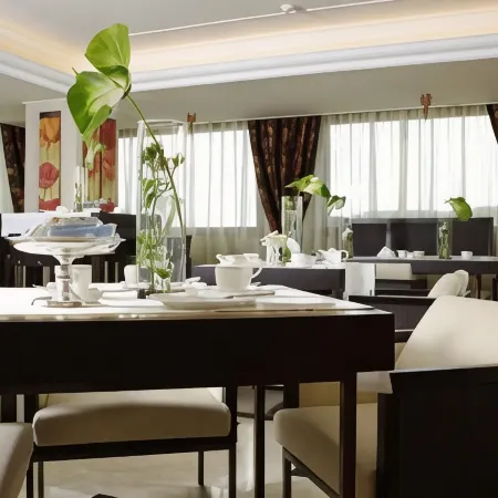 Palazzo Rosenthal Vesuview Hotel & Resort Отели в г. Треказе