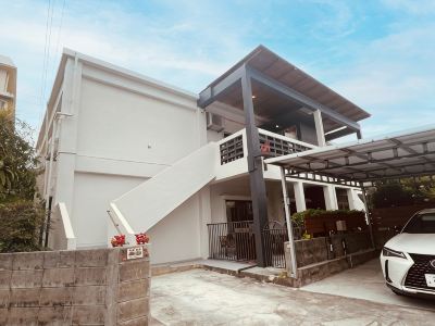 Pine Terrace