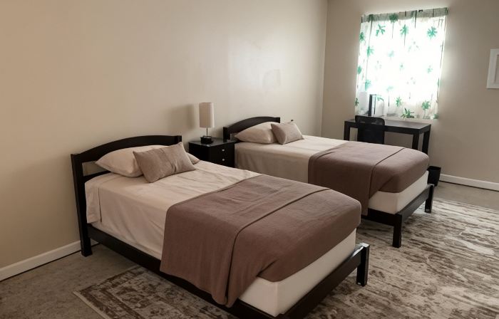 Sebastian Gardens Inn & Suites