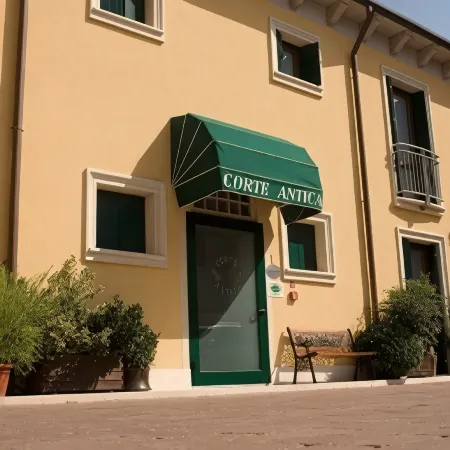 Albergo Corte Antica Отели в г. Моццекане