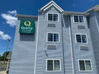Quality Inn & Suites Caldwell I-77 Các khách sạn ở Noble County