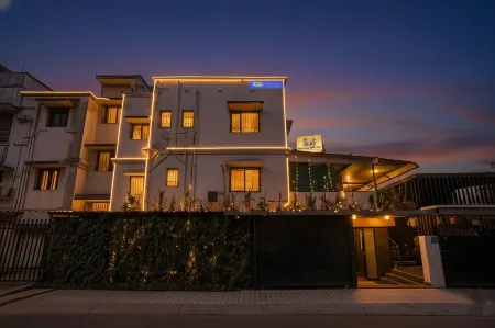 FabHotel Viva House - Talegaon Отели в г. Талегаон Дабхейд