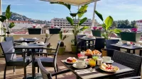 Hôtel Cannes Centre Univers - breakfast