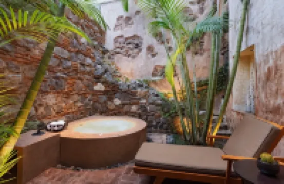 El Convento Boutique Hotel