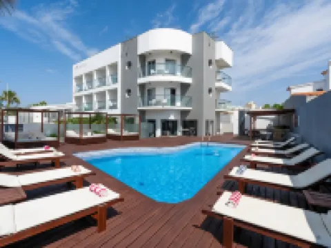 KR Hotels - Albufeira Lounge โรงแรมในอัลบูเฟรา