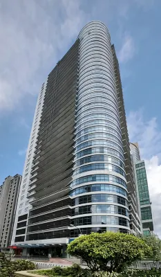 The Malayan Plaza Hotel - Gym