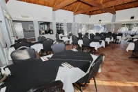 Dalby Manor Motor Inn - parking
