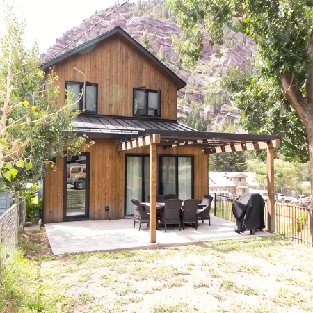 New Luxury Home in the Heart of Ouray, Walk Main St, Breathtaking Views, AC