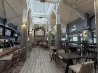 Village Hotel Liverpool Hotel berhampiran Dewan Speke