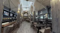 Village Hotel Liverpool - Pools