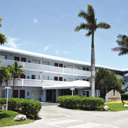 Flamingo Bay Hotel & Marina