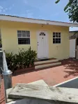 Apartment near the Beach Hotel di 