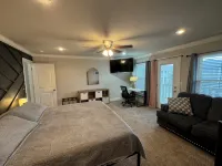 Cozy & Comfortable 3 Bedroom House Fantastic Location in NWA
