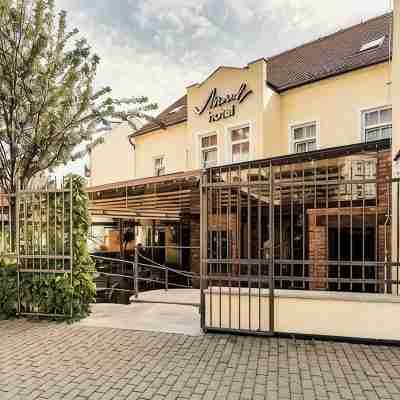 Hotel Mariel Znojmo Hotel Exterior