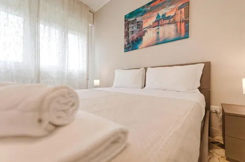 Elisa Flat - 15 Min from Venice & Wi-Fi - Condos