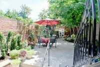 Historic Capitol Hill East Market - บังกะโล