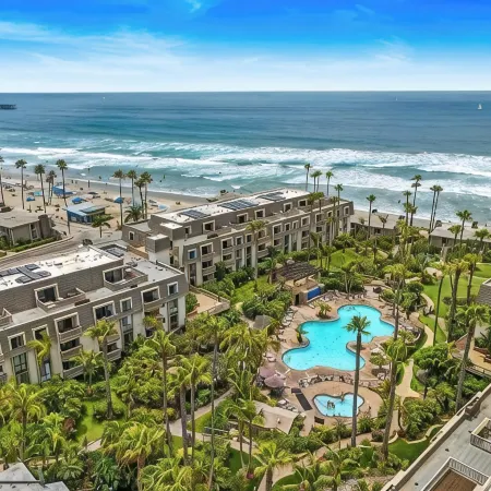 Oceanfront Resort-Garden View Balcony. Pool, Hot tub, Bikes, Beach equip, Games