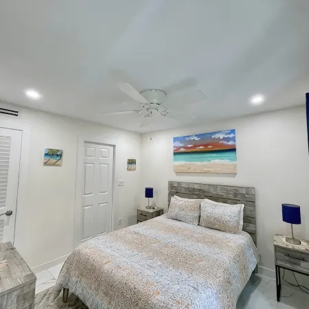 Andy's Inn 2 Bamboo Studio Suite - Charming Studio with beach access