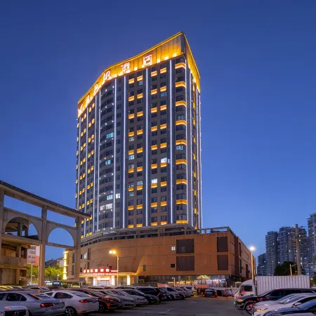 Vienna Hotel (Cangzhou Binjiang Wuyue Plaza)